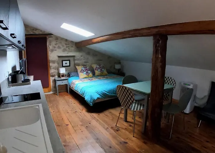 Les Du Mazel בית נופש Champis